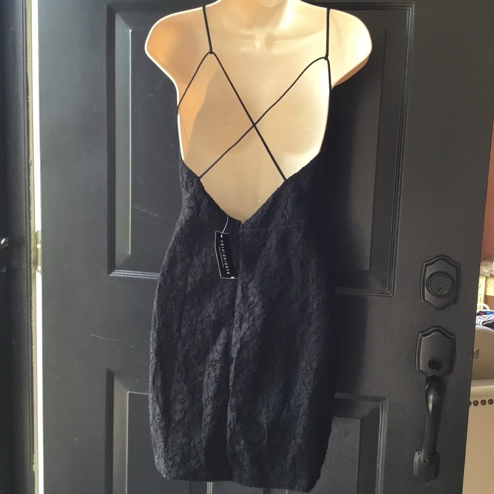 FASHION NOVA PARTY DRESS - Picture 2 of 7